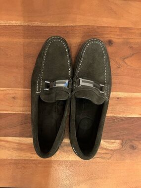 Calvin Klein - Men's Suede Moccasin Loafers in Black with Metal Bit - SIZE 9.5